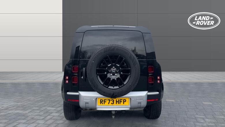 Land Rover Defender 110 Diesel 3.0 D250 Hard Top Auto